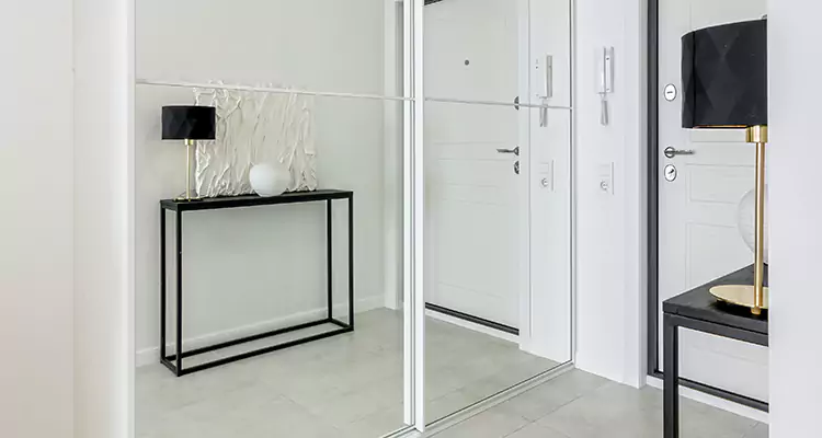 Mirrored Bifold Closet Doors Repair in Sunnyvale, CA