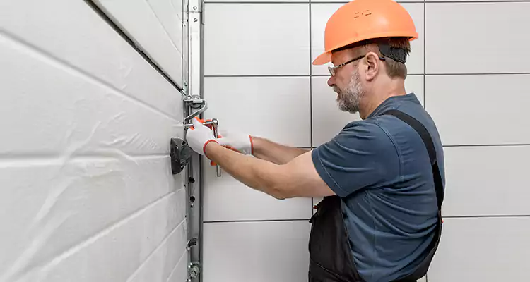 Emergency Garage Door Repair in Sunnyvale, CA