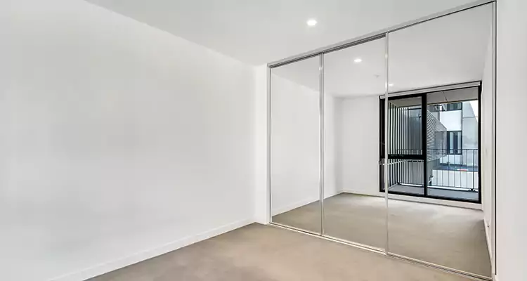 Why Homeowners Choose Us for Sliding Mirror Door Replacement in Sunnyvale, CA