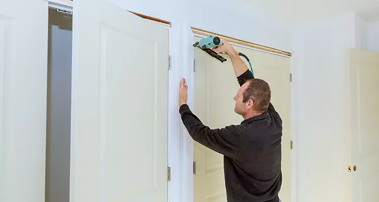 Top Rated Door Fixing ServiceFixing Garage Door Track in Sunnyvale, CA