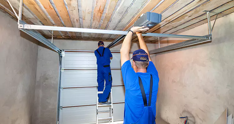 Garage Door Opener Technician in Sunnyvale, CA