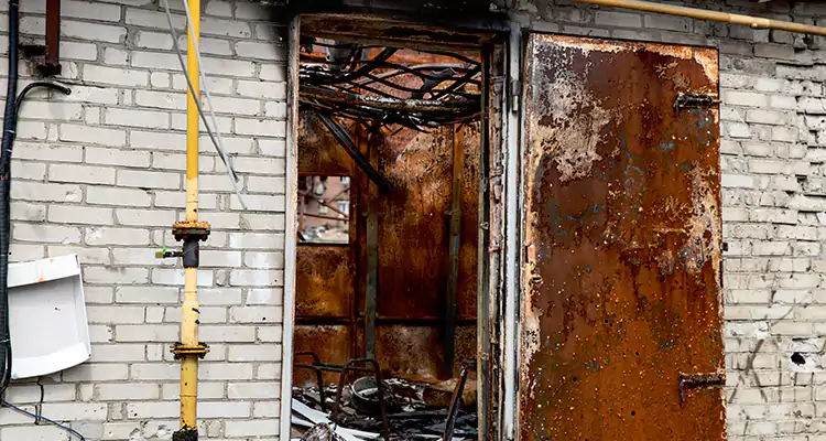 Metal Door Rust Repair in Sunnyvale, CA
